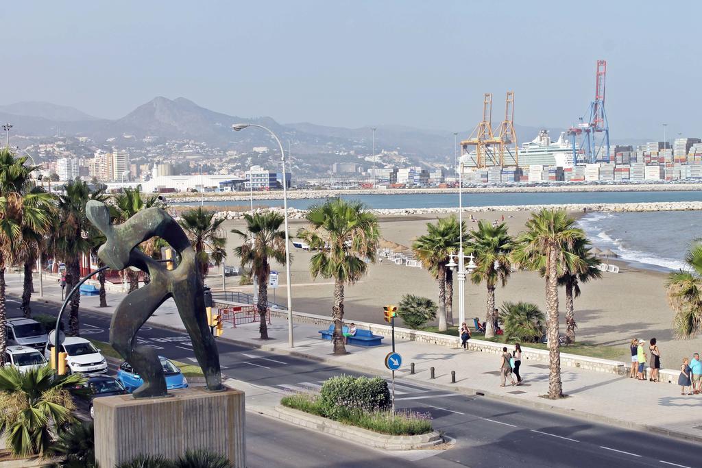 Neptuno Apartment: Sun, And Relax In Huelin Apartment *